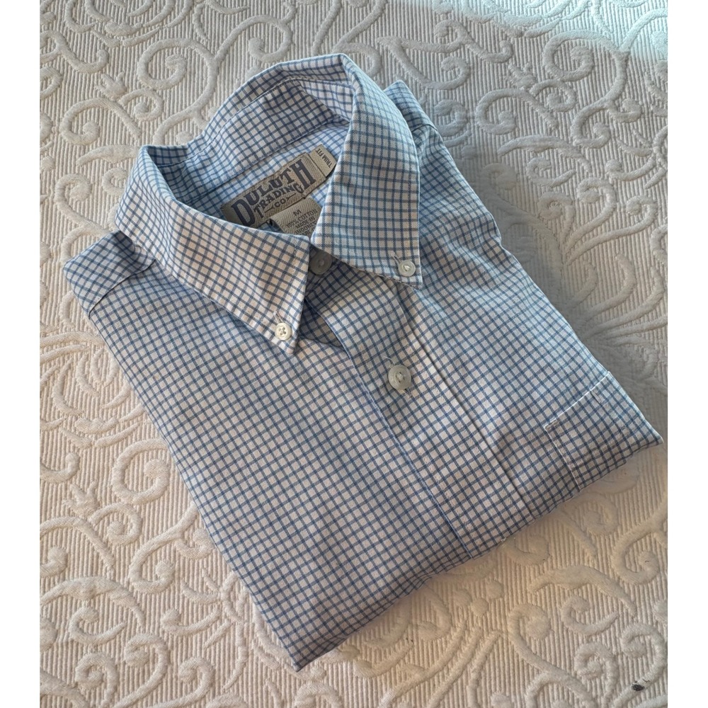 Duluth Trading Co Mens Medium Trim Fit Gingham Blue/White Business Casual Shirt